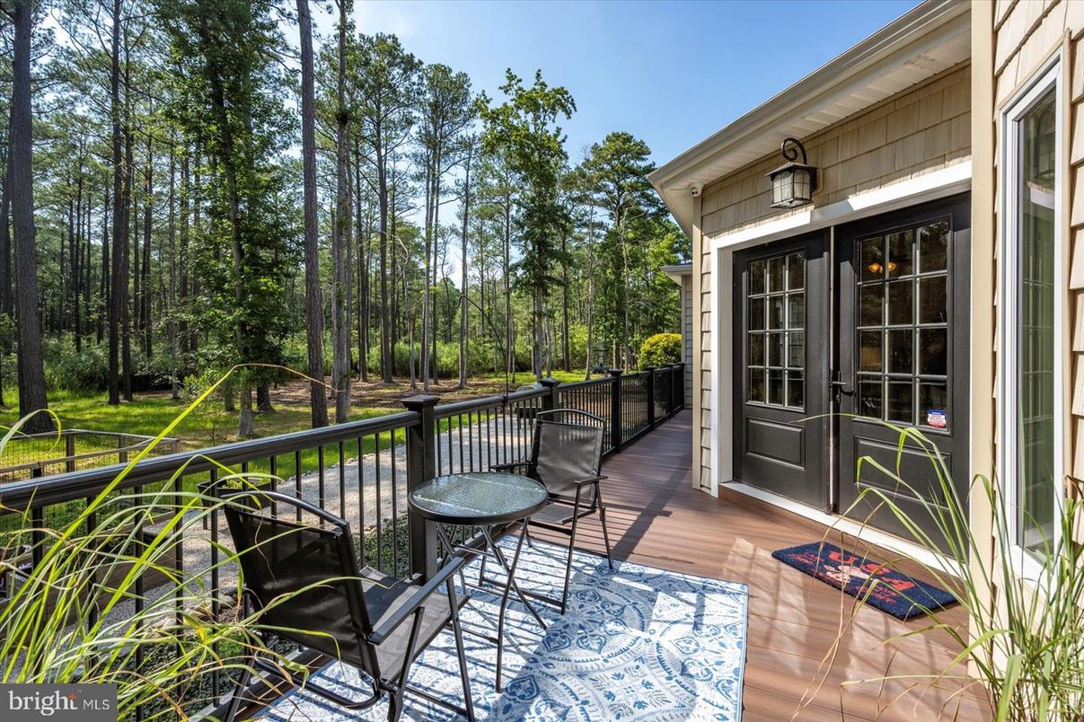 Exterior, Wood Texture Flooring
