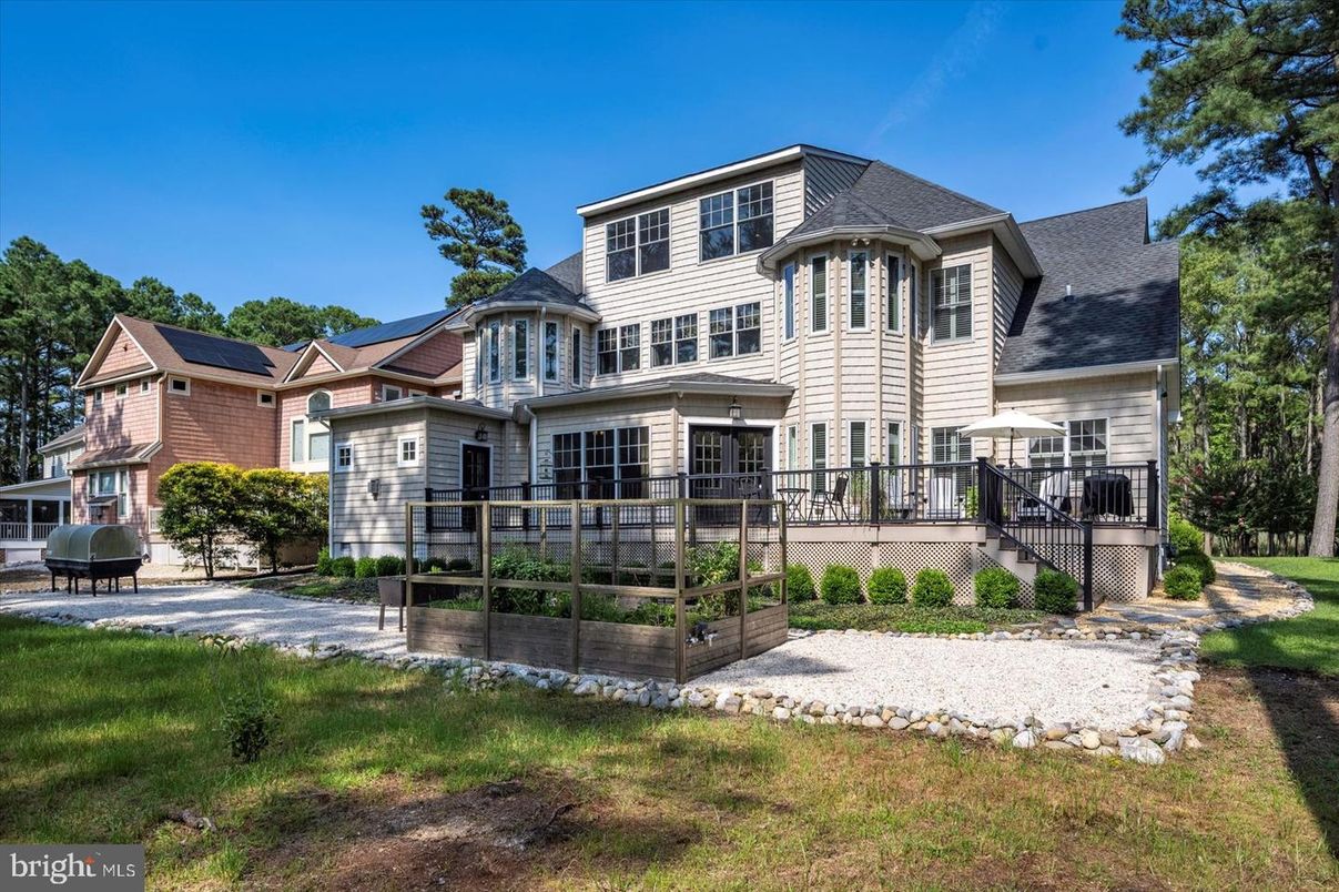 Backyard, Exterior, Facade, Solar Panels, Queen Anne Victorian
