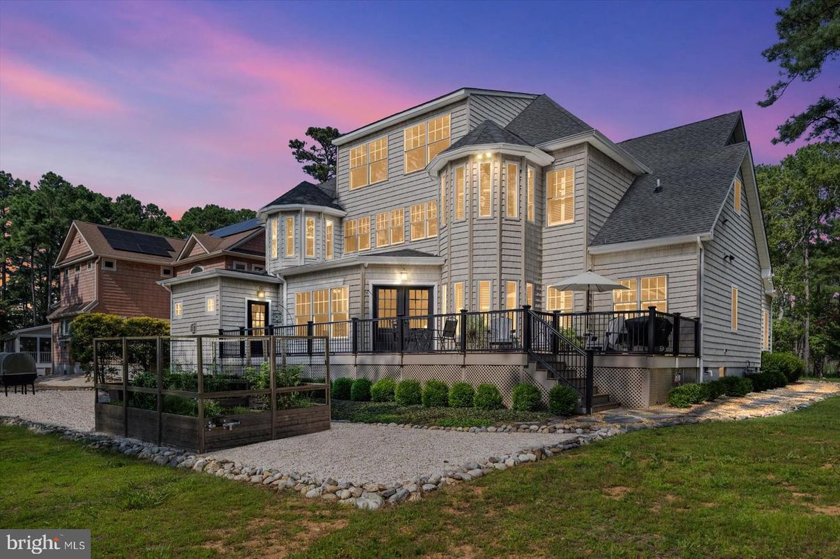 Exterior, Facade, Solar Panels, Queen Anne Victorian