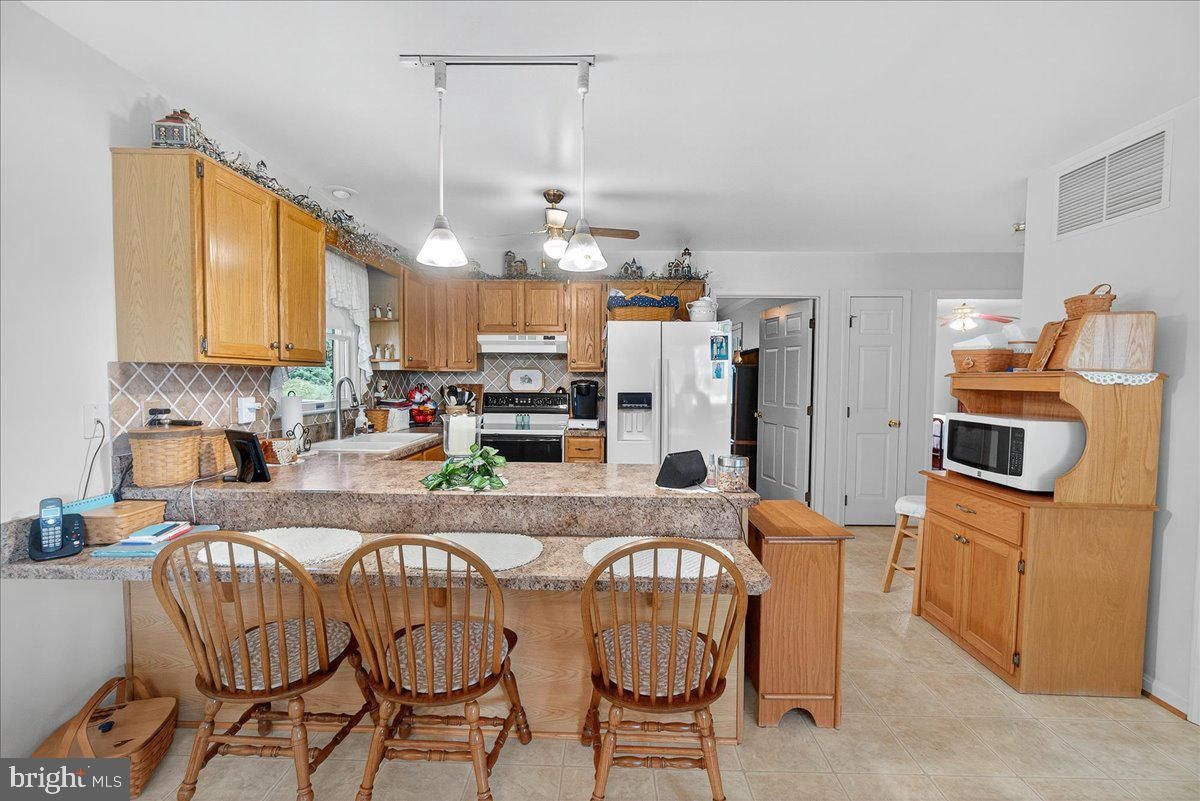 Interior, Kitchen, Pendant Lights