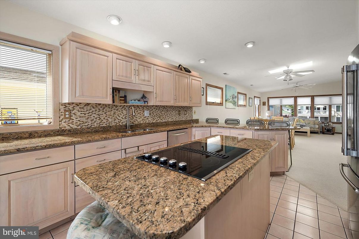 Interior, Kitchen, Recessed Lighting