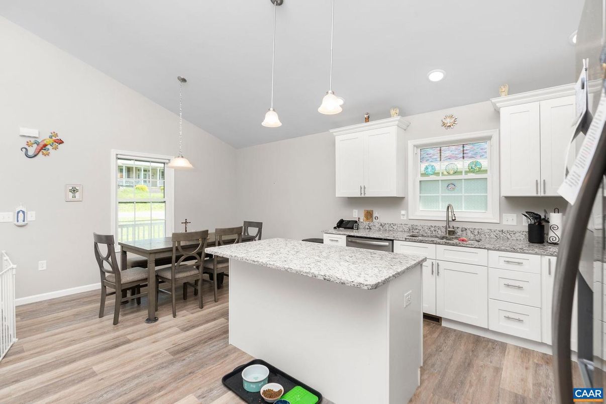 Dining room, Interior, Kitchen, Pendant Lights, Recessed Lighting, Wood Texture Flooring