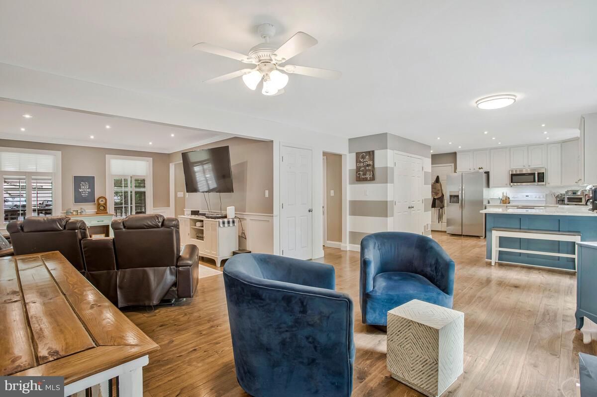 Interior, Kitchen, Living room, Recessed Lighting, Stainless Steel Appliances, Wood Texture Flooring