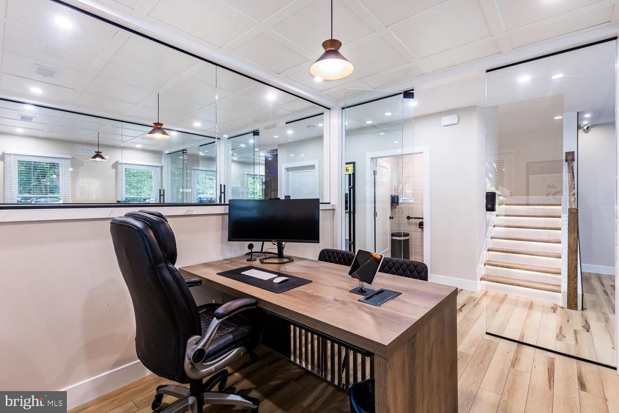 Home Office, Interior, Pendant Lights, Recessed Lighting, Wood Texture Flooring