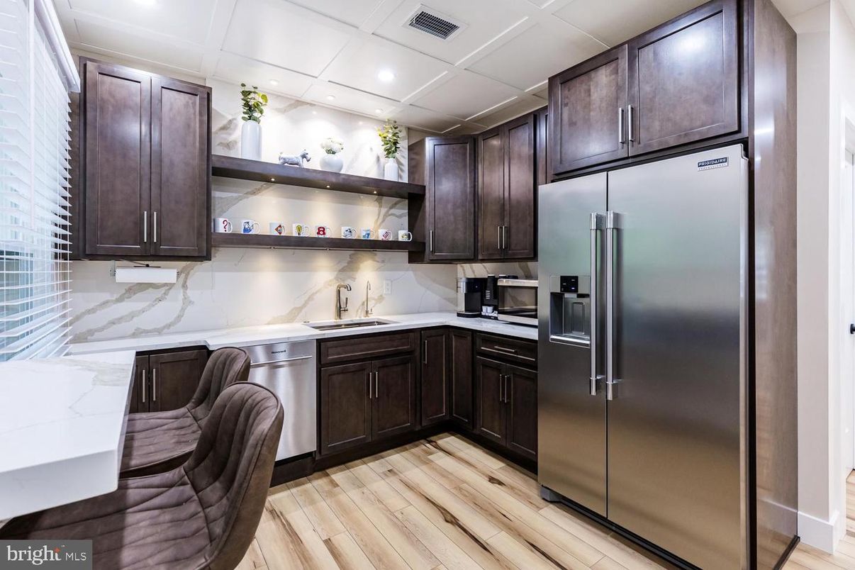 Interior, Kitchen, Recessed Lighting, Wood Texture Flooring
