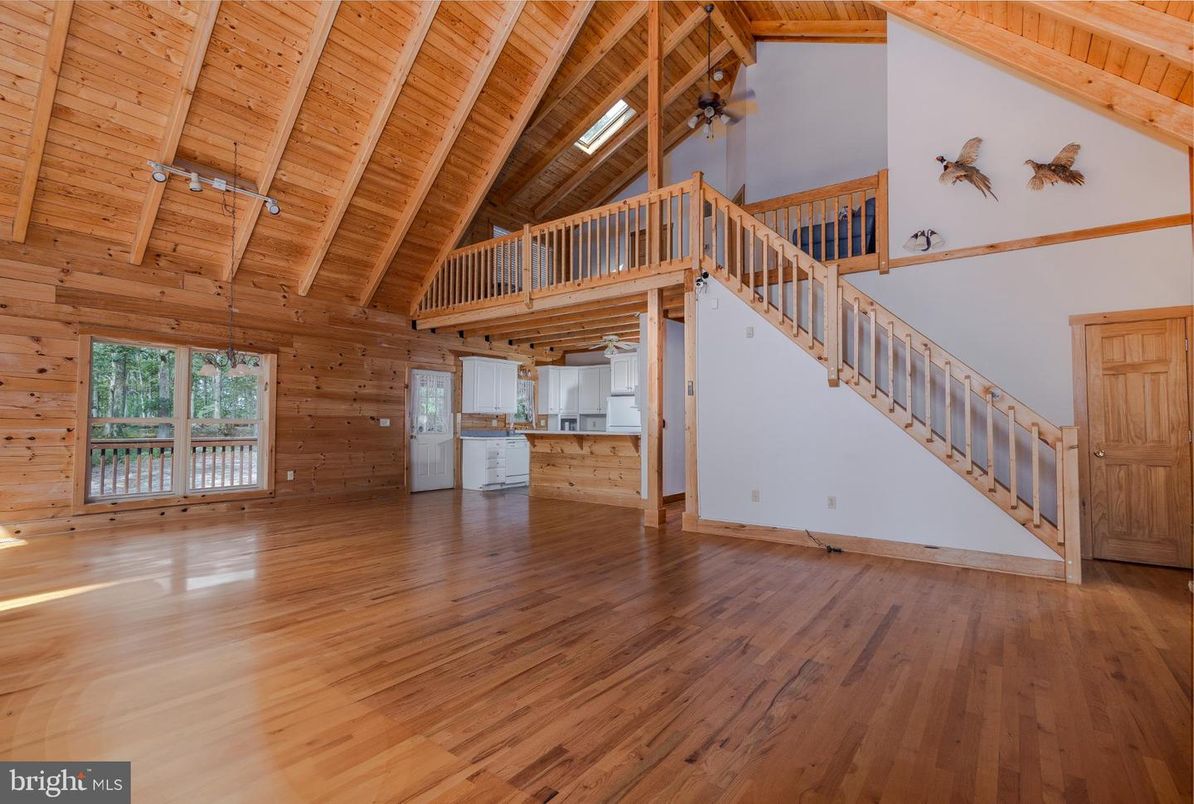 Empty room, Interior, Wooden Beams, Wooden Ceilings, Wood Texture Flooring, Wooden Walls
