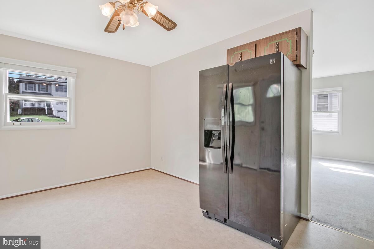 Empty room, Interior, Stainless Steel Appliances