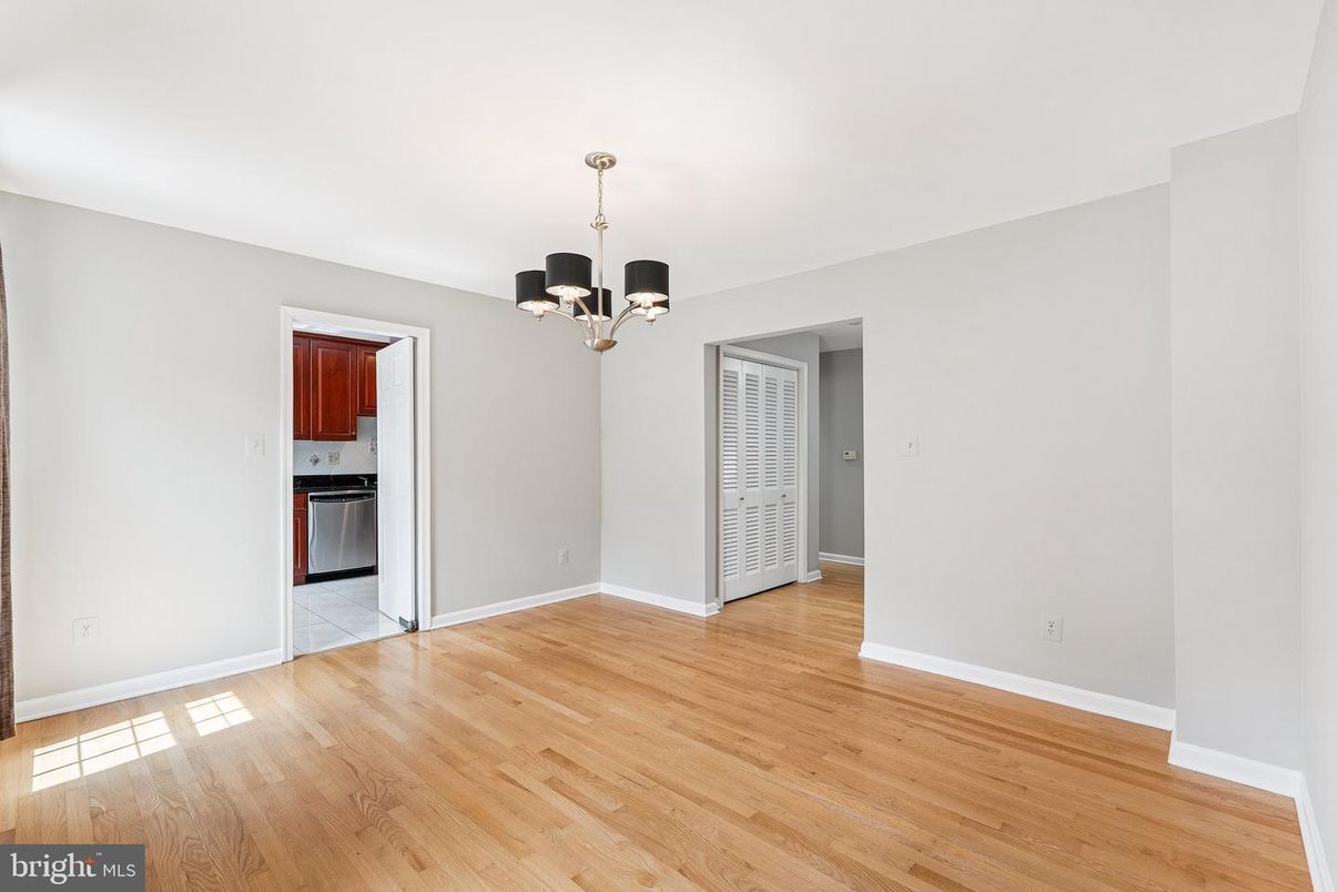 Chandelier, Empty room, Interior, Kitchen, Wood Texture Flooring