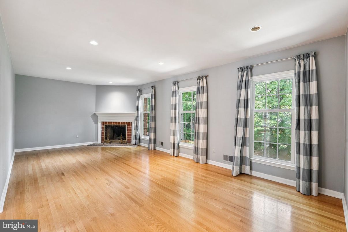 Empty room, Fireplace, Interior, Recessed Lighting, Wood Texture Flooring