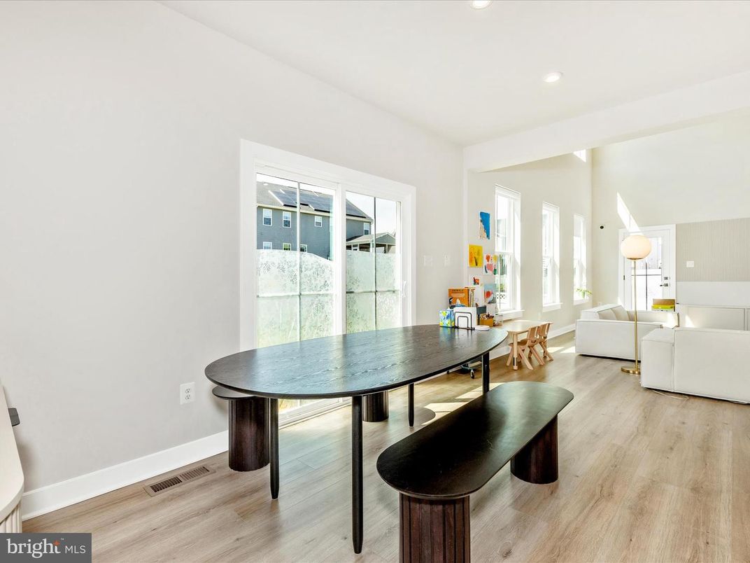 Dining room, Interior, Living room, Recessed Lighting, Wood Texture Flooring