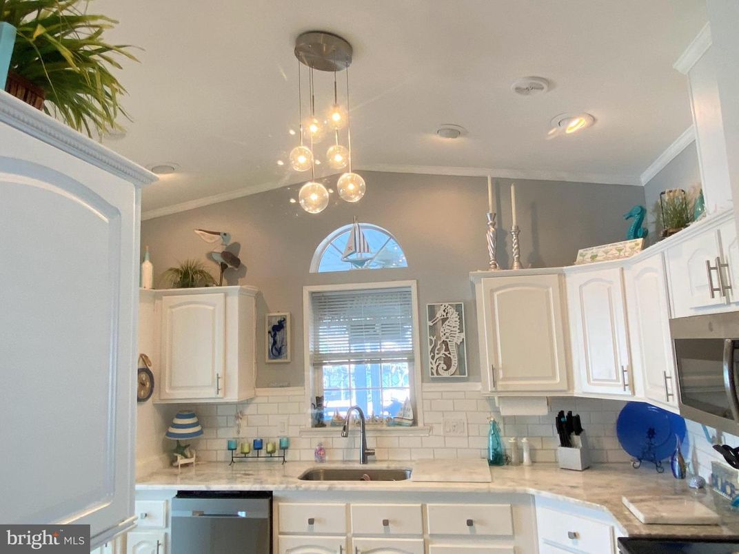 Interior, Kitchen, Pendant Lights, Recessed Lighting