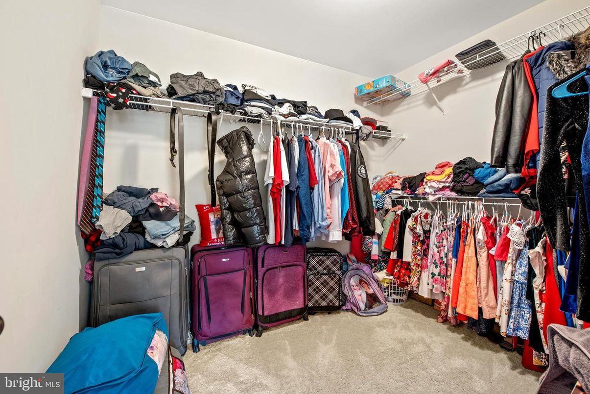 Interior, Walk-in Closets