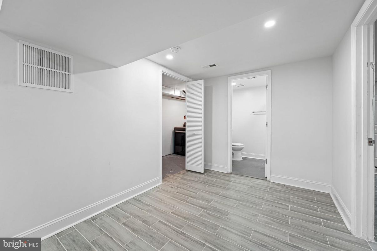 Bathroom, Empty room, Interior, Recessed Lighting, Wood Texture Flooring