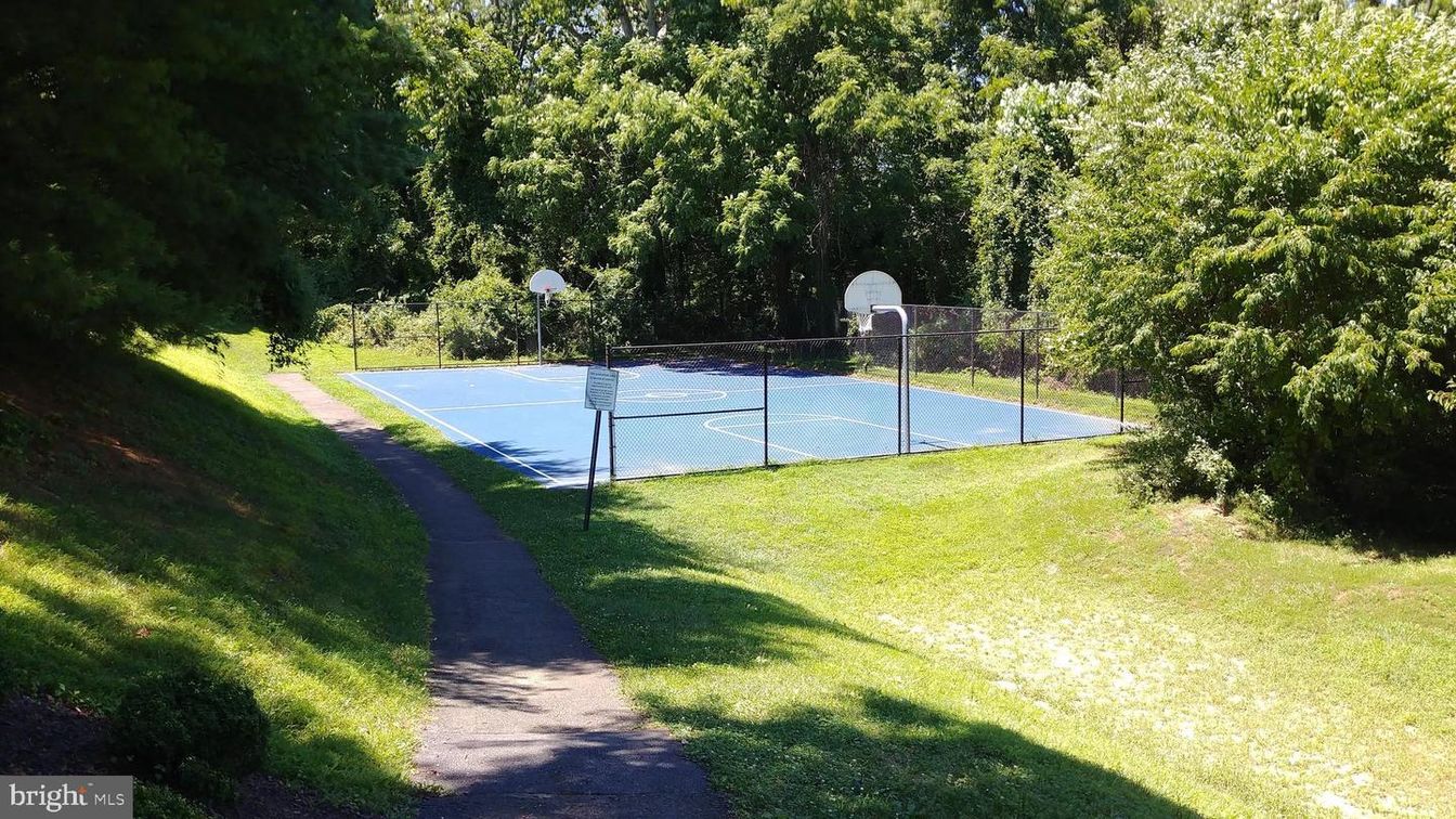 Exterior, Tennis Courts