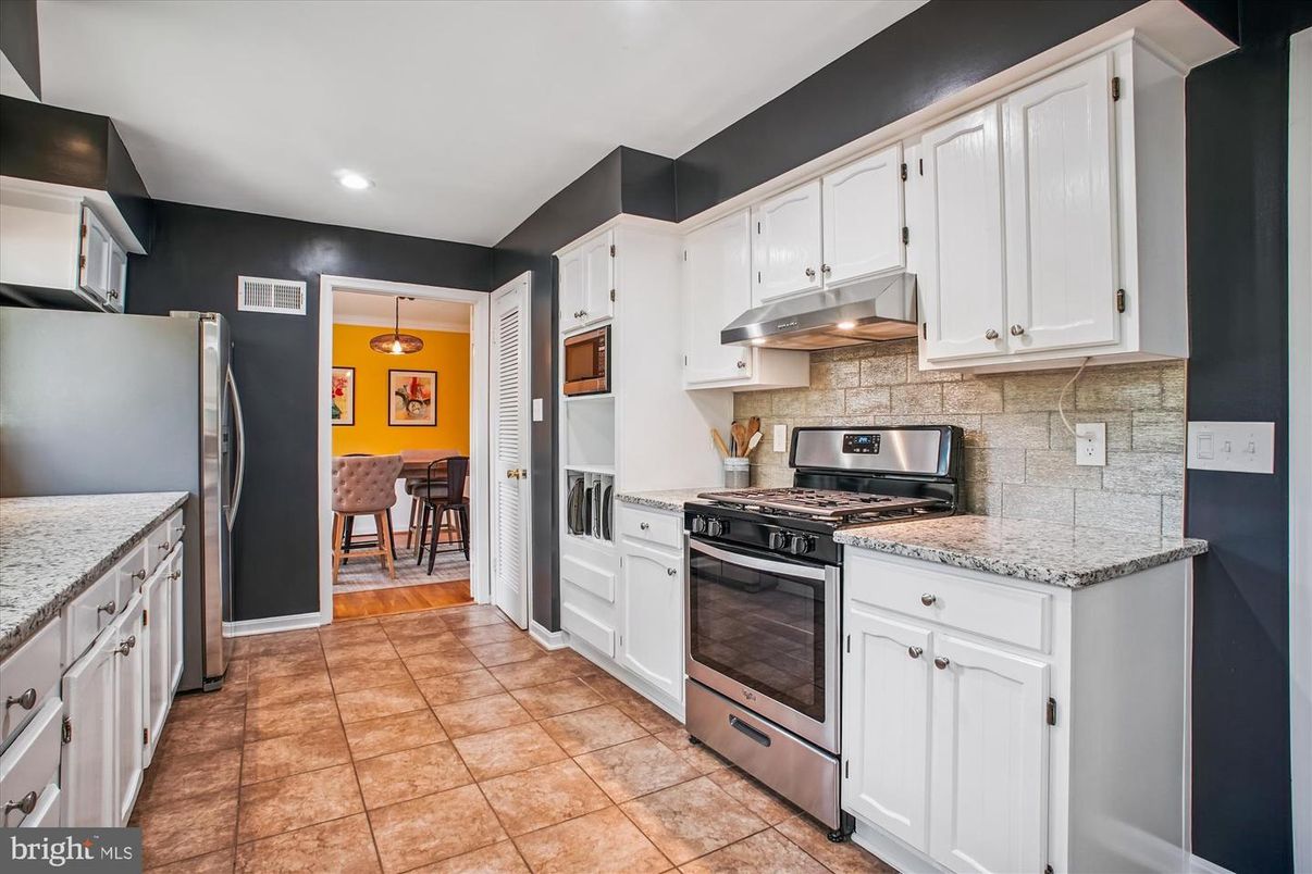 Dining room, Interior, Kitchen, Pendant Lights, Recessed Lighting