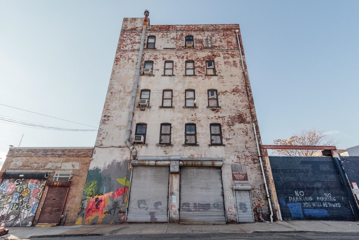 Exterior, Facade, Condo Building