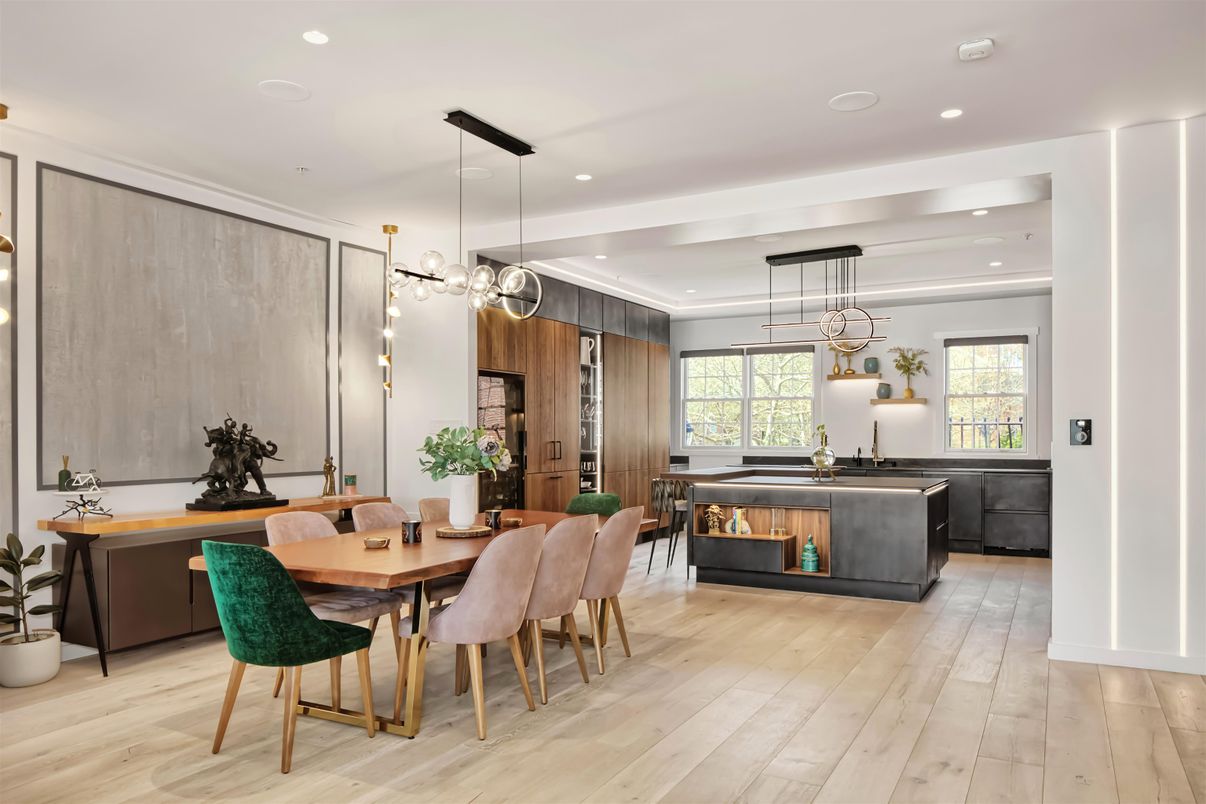 Dining room, Interior, Kitchen, Pendant Lights, Recessed Lighting, Wood Texture Flooring