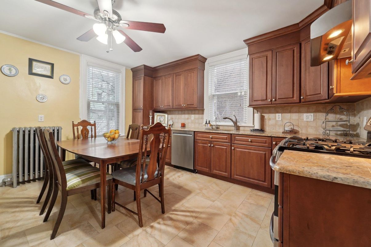 Dining room, Interior, Kitchen