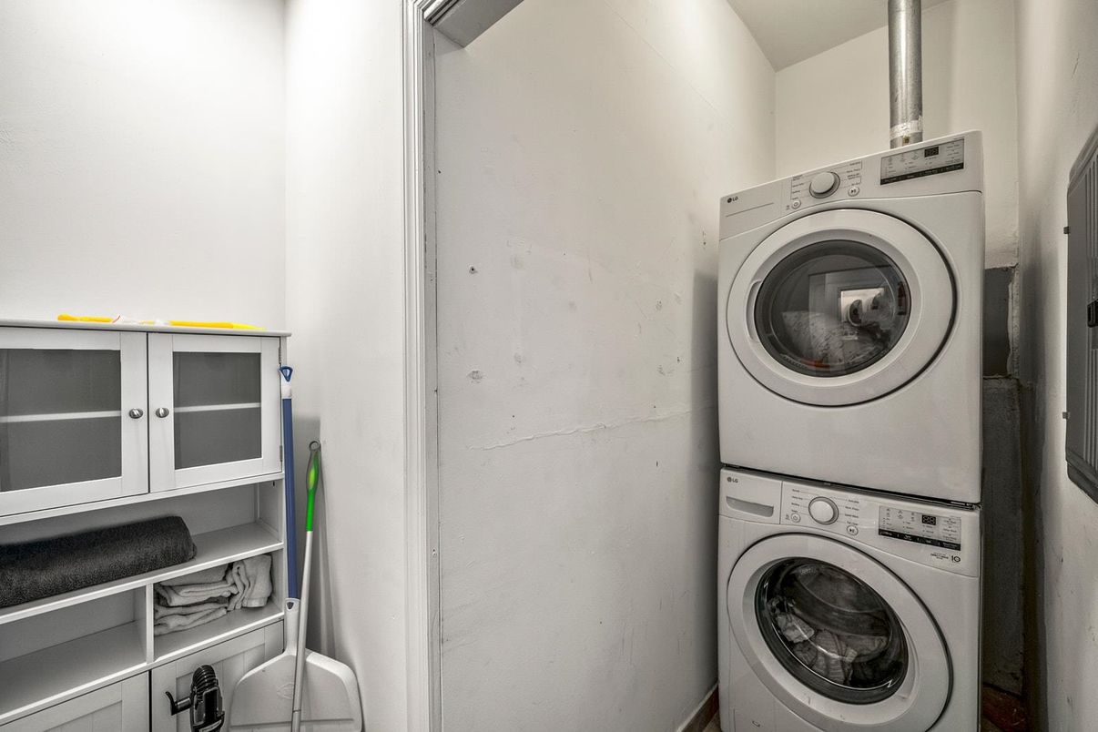 Interior, Utility Closets, Washer