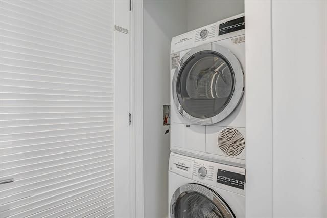 Interior, Utility Closets, Washer