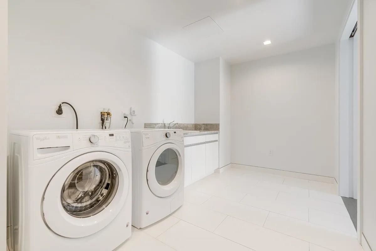 Interior, Recessed Lighting, Washer