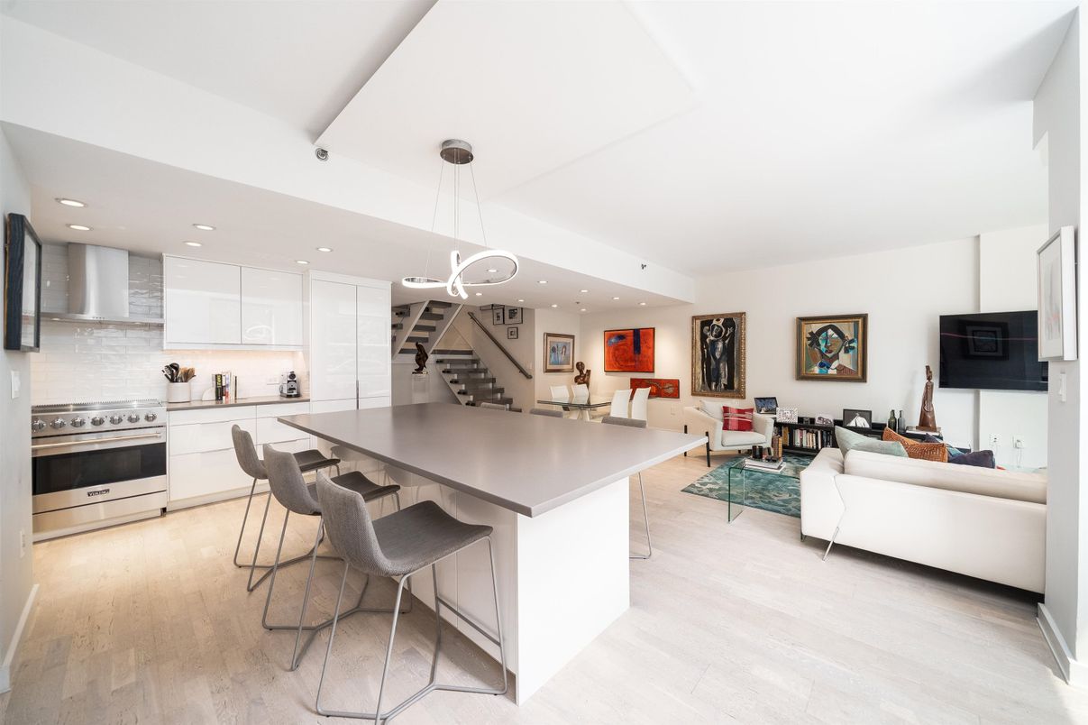 Dining room, Interior, Kitchen, Living room, Pendant Lights, Recessed Lighting, Stainless Steel Appliances, Wood Texture Flooring