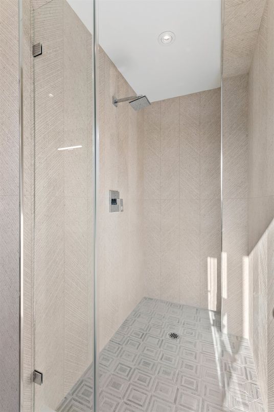 Bathroom, Interior, Recessed Lighting