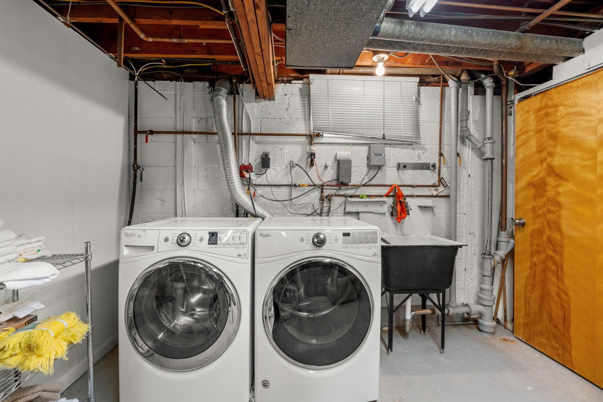 Interior, Utility Closets, Washer