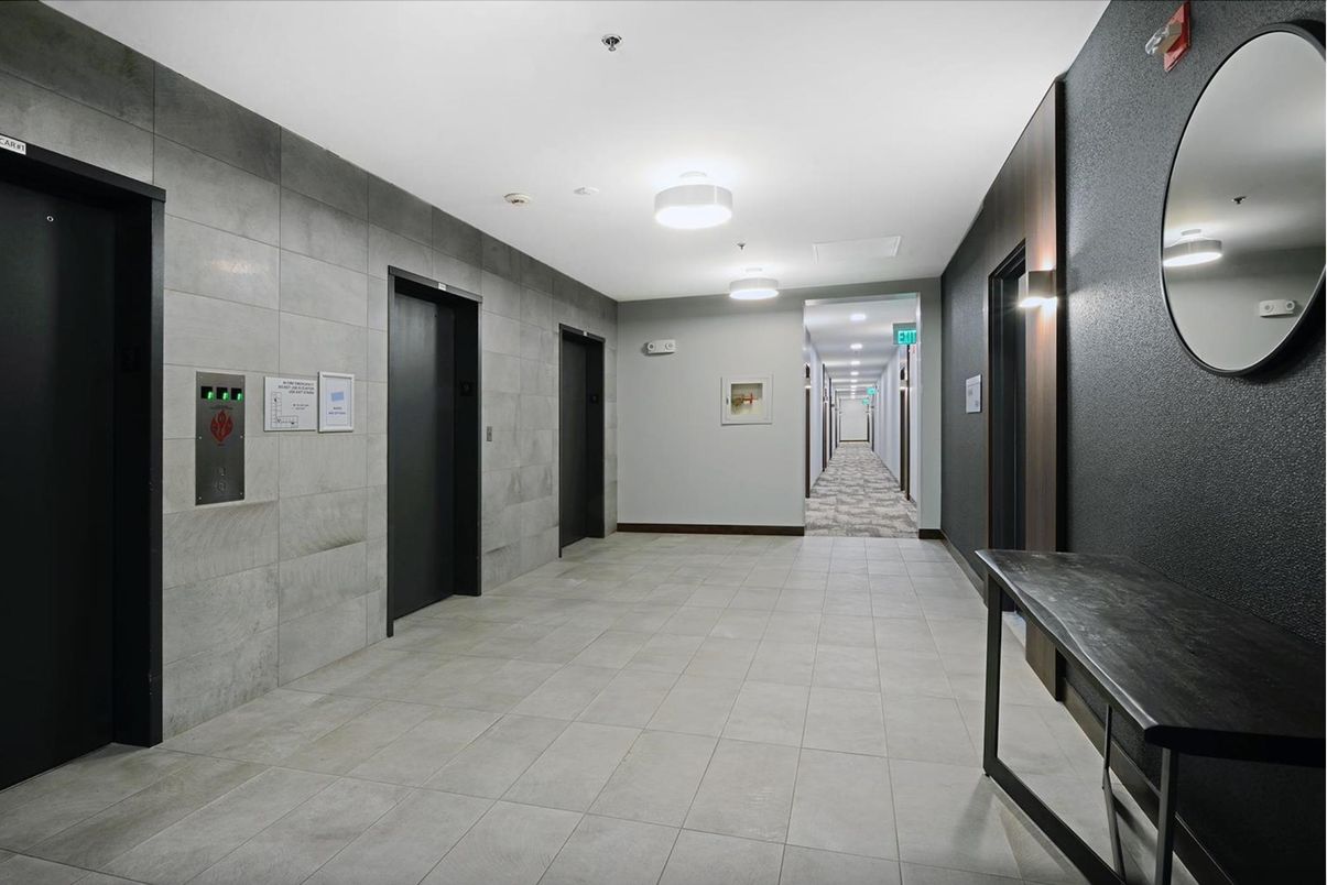 Elevator, Interior