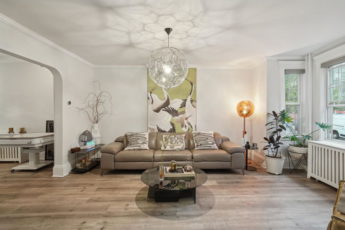 Interior, Living room, Pendant Lights, Wood Texture Flooring