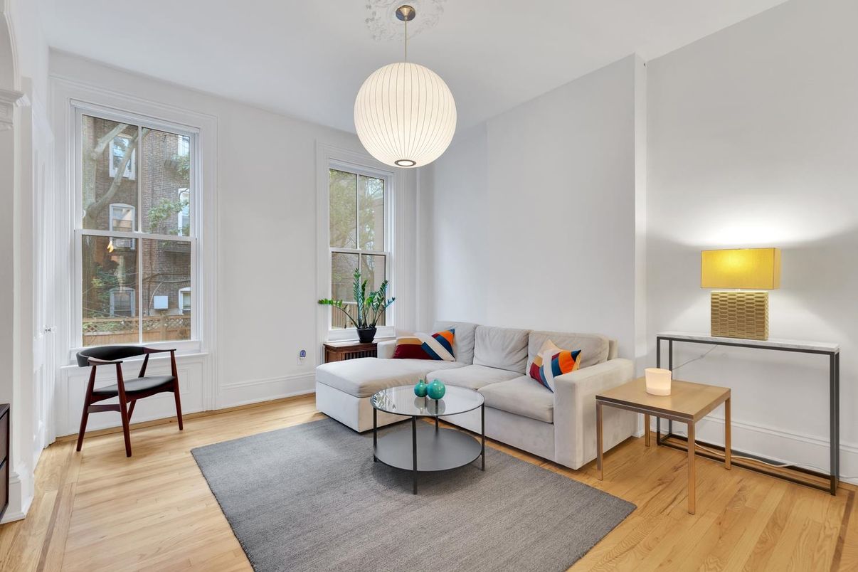 Interior, Living room, Pendant Lights, Wood Texture Flooring