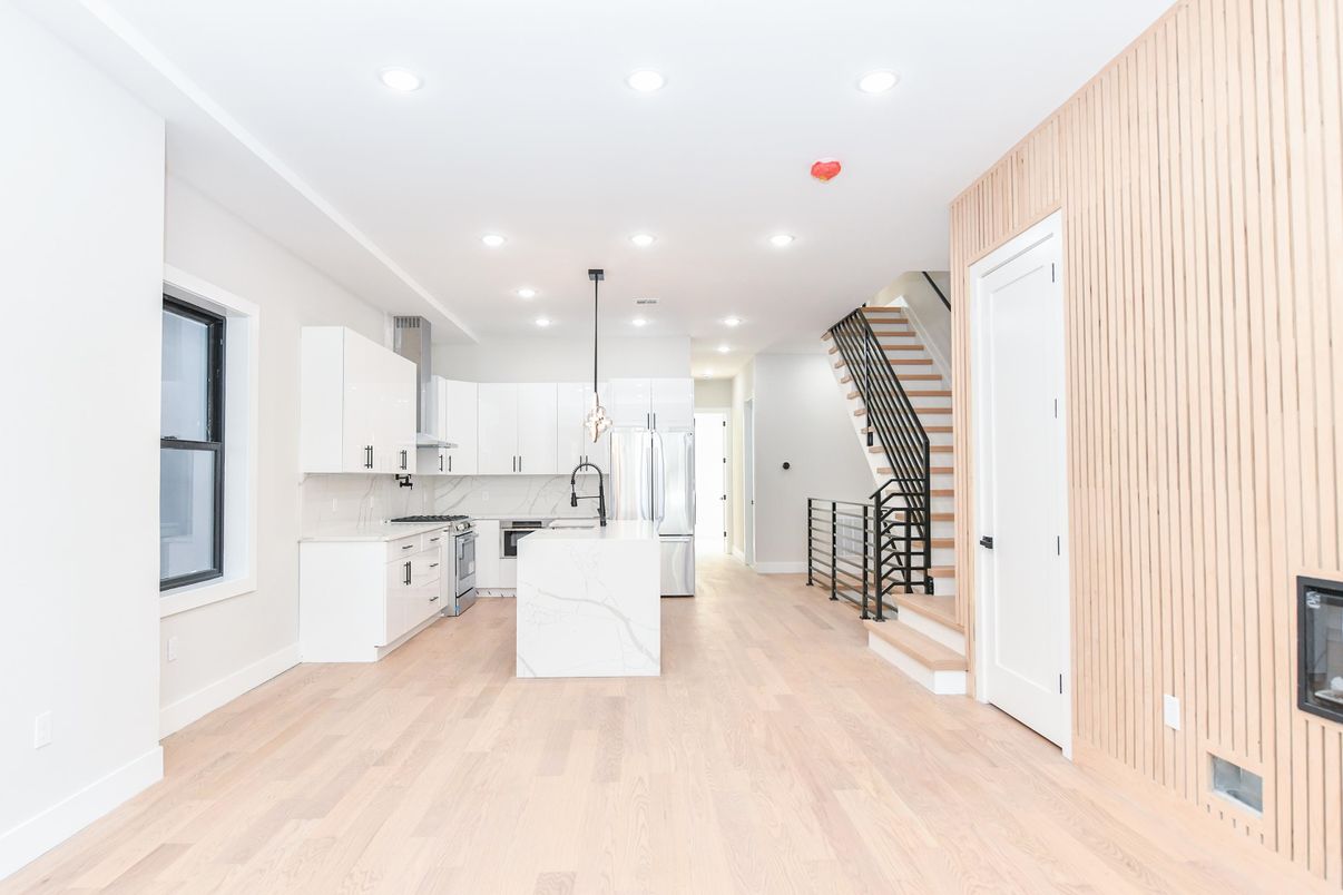 Interior, Kitchen, Pendant Lights, Recessed Lighting, Wood Texture Flooring