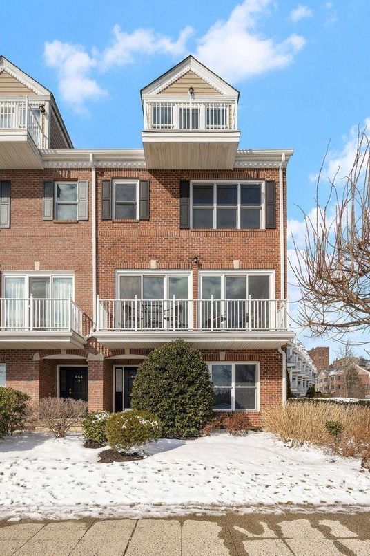 Exterior, Facade, Brick Facade, Rowhouse