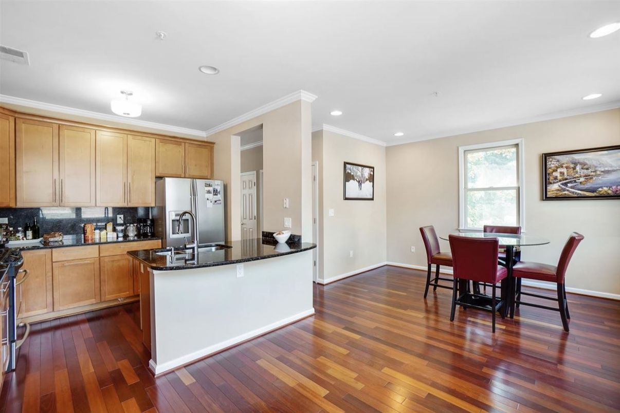 Dining room, Interior, Kitchen, Recessed Lighting, Wood Texture Flooring