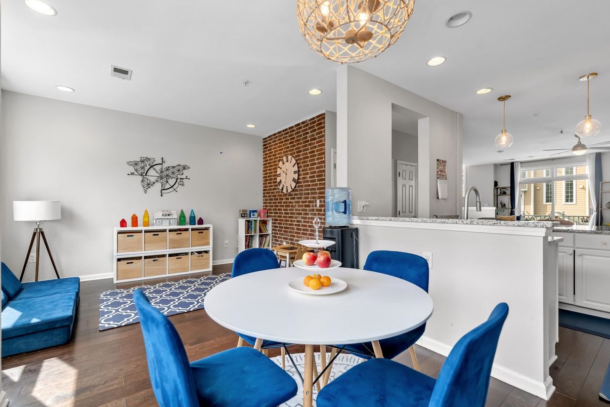 Dining room, Interior, Pendant Lights, Recessed Lighting, Stone Walls, Wood Texture Flooring