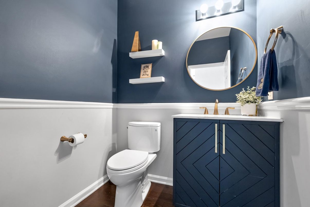 Bathroom, Interior, Wood Texture Flooring