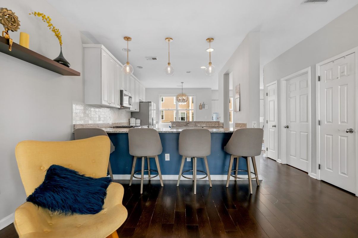 Interior, Kitchen, Pendant Lights, Wood Texture Flooring