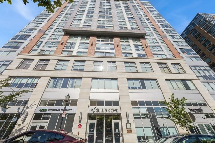 Exterior, Facade, Condo Building