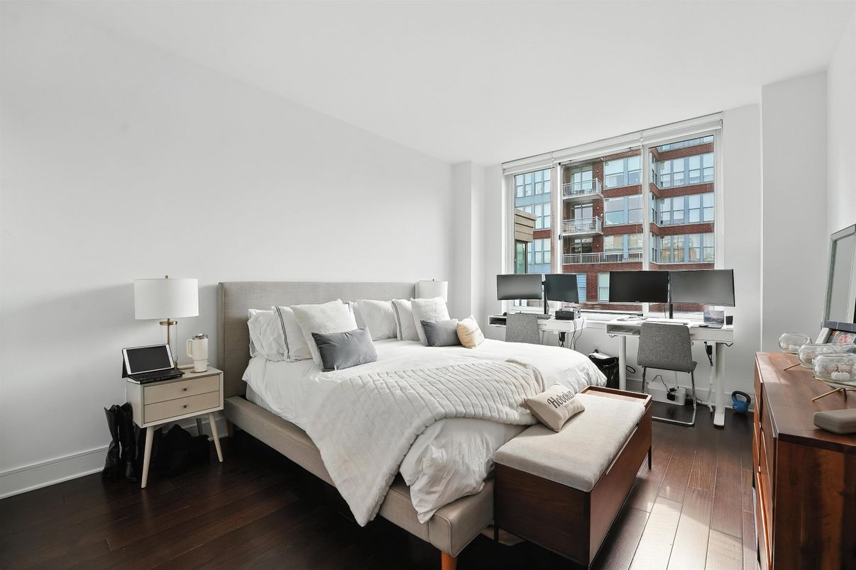 Bedroom, Home Office, Interior, Wood Texture Flooring