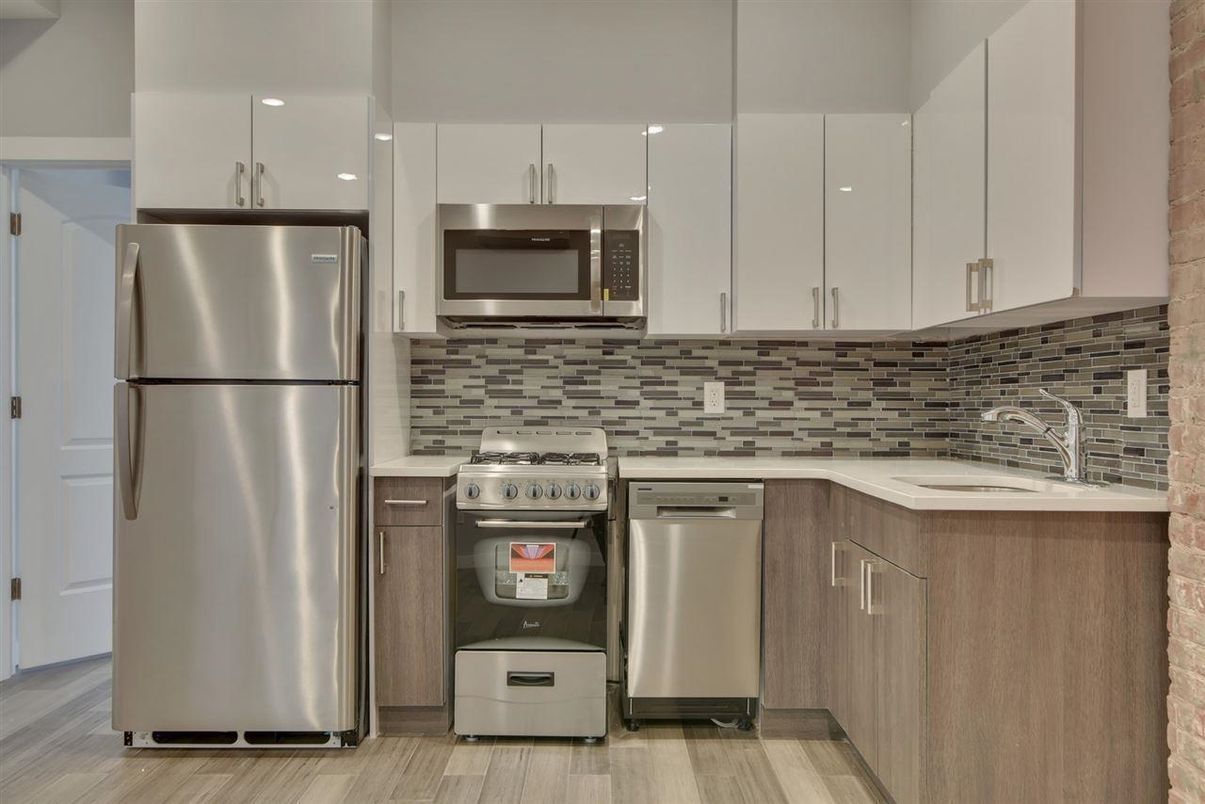 Interior, Kitchen, Stainless Steel Appliances, Wood Texture Flooring