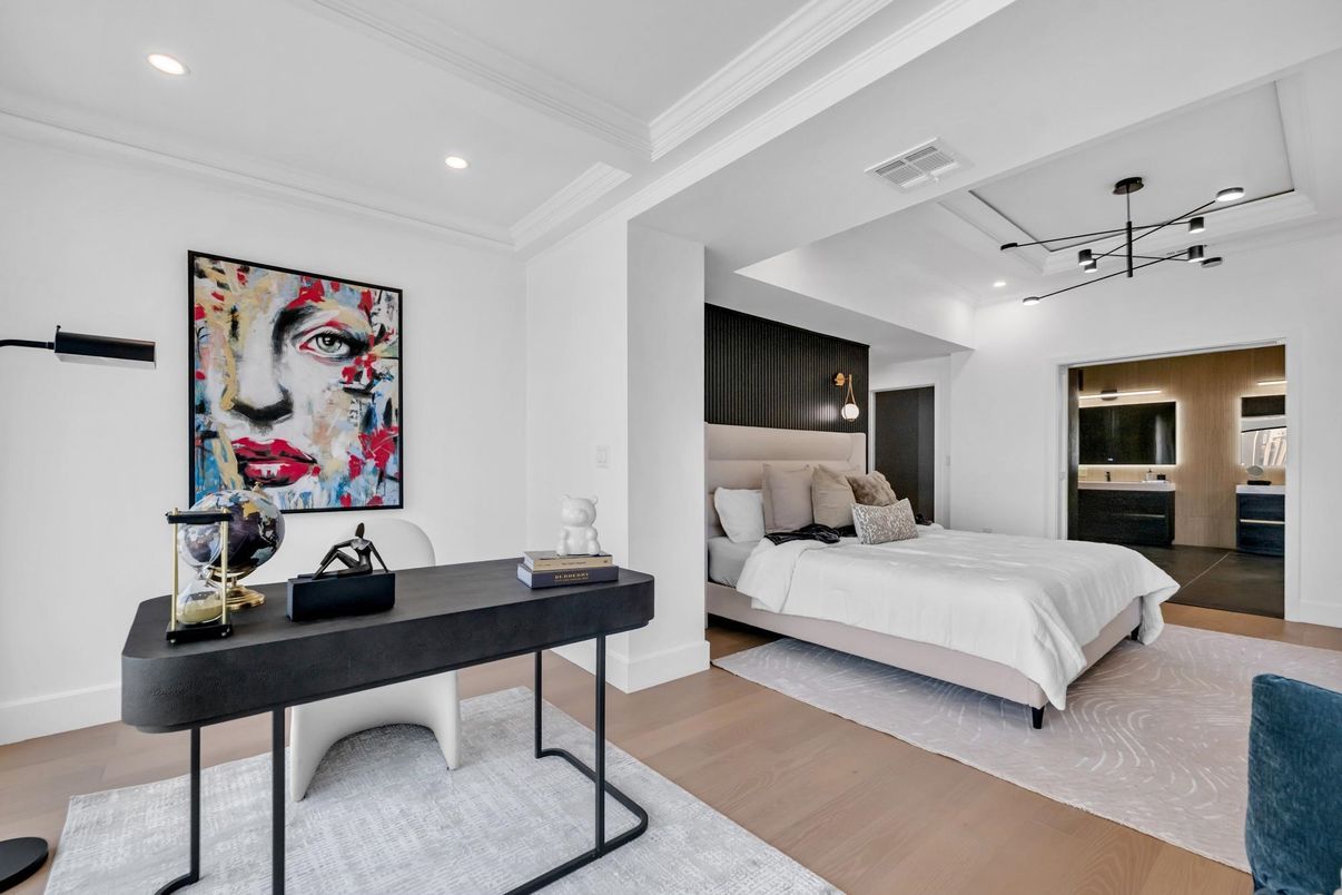Bedroom, Home Office, Interior, Pendant Lights, Recessed Lighting, Wood Texture Flooring