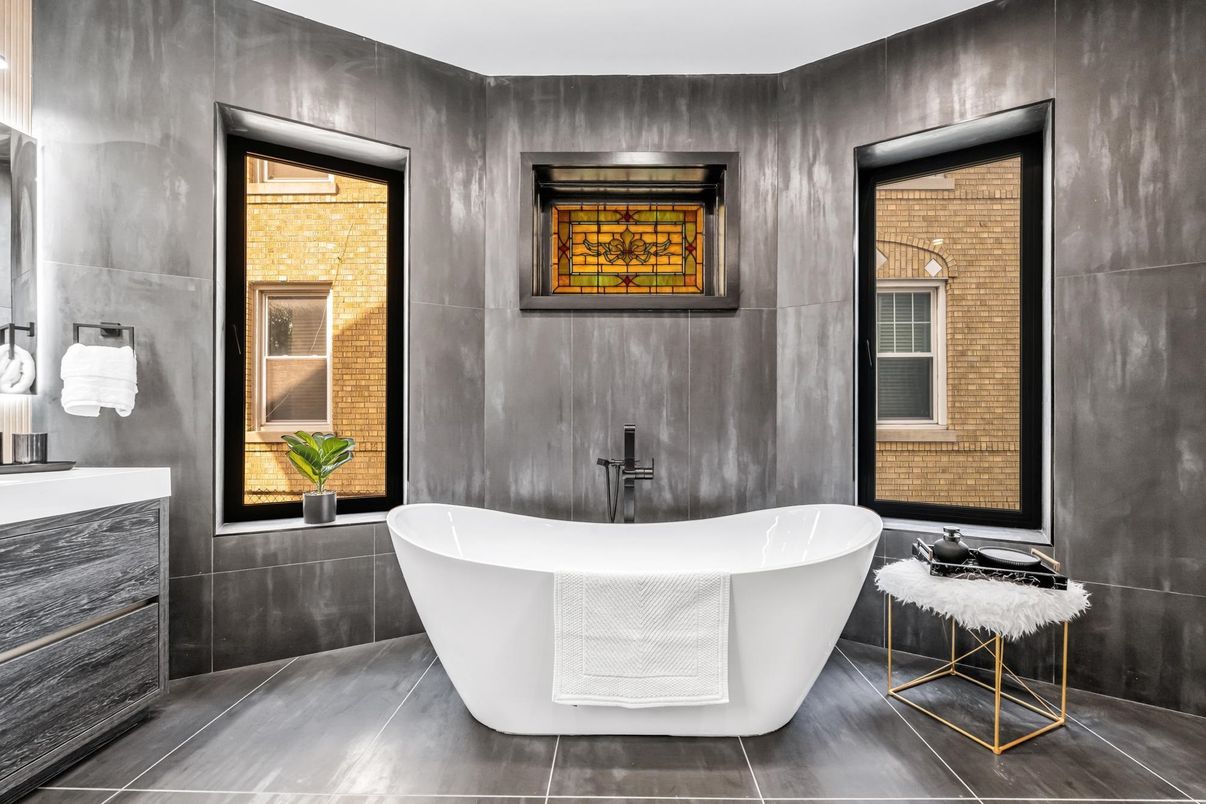 Bathroom, Free Standing Baths, Interior