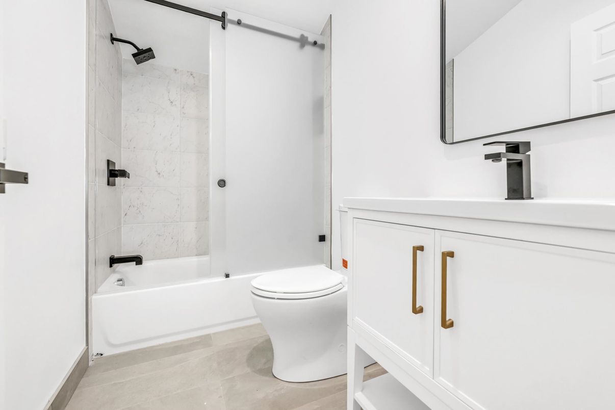 Bathroom, Interior, Marble Walls