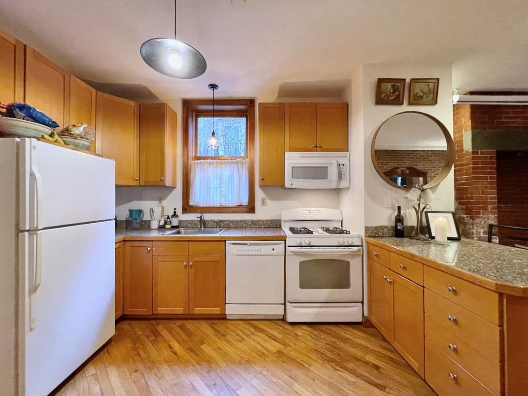 Interior, Kitchen, Pendant Lights, Wood Texture Flooring