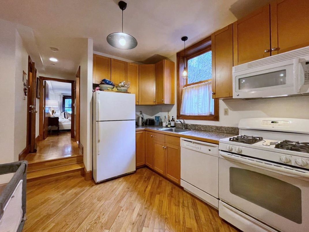 Interior, Kitchen, Pendant Lights, Recessed Lighting, Wood Texture Flooring