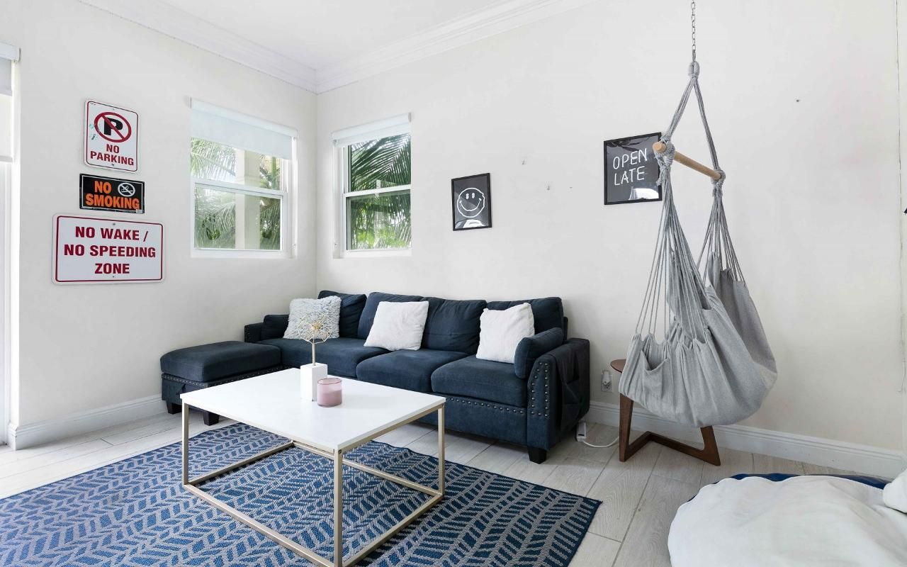 DE Listing image placeholder