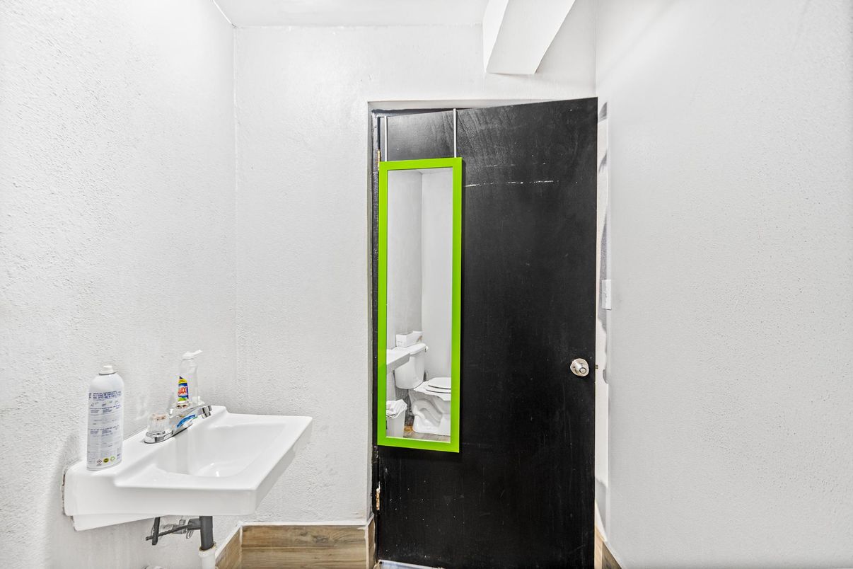 DE Listing image placeholder