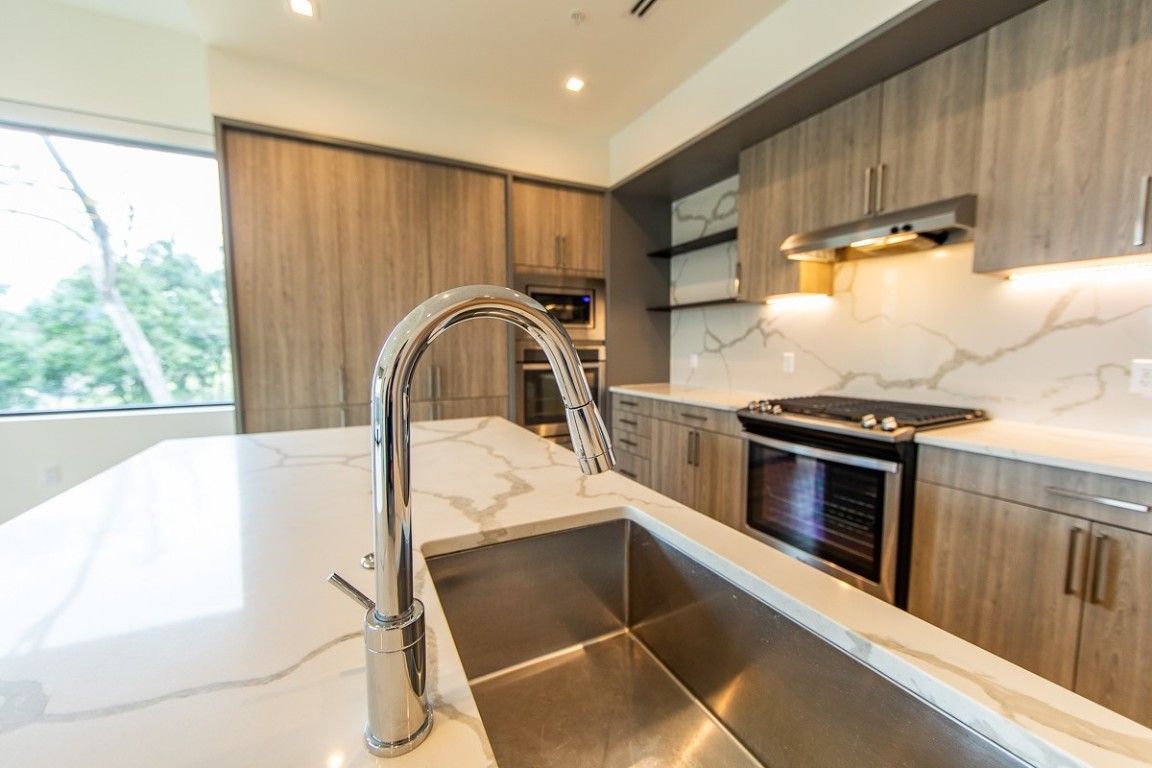 Interior, Kitchen, Marble Walls, Recessed Lighting