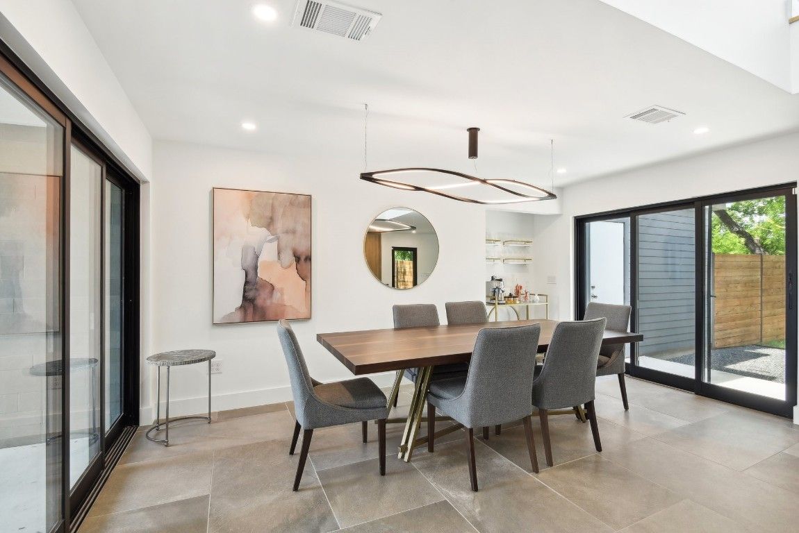 Dining room, Interior, Pendant Lights, Recessed Lighting