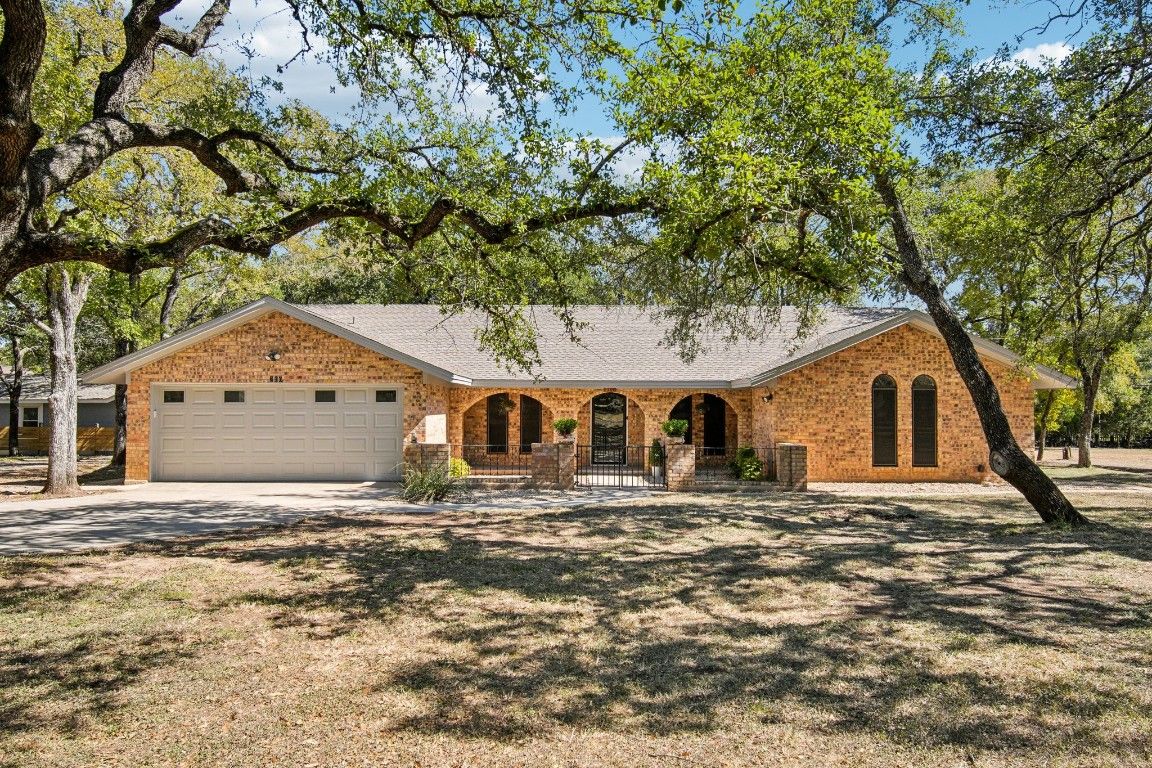 Attached, Exterior, Facade, Brick Facade, Ranch